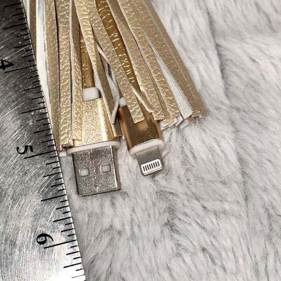 ❄️Charging Cord Key Chain - Picture 2 of 2